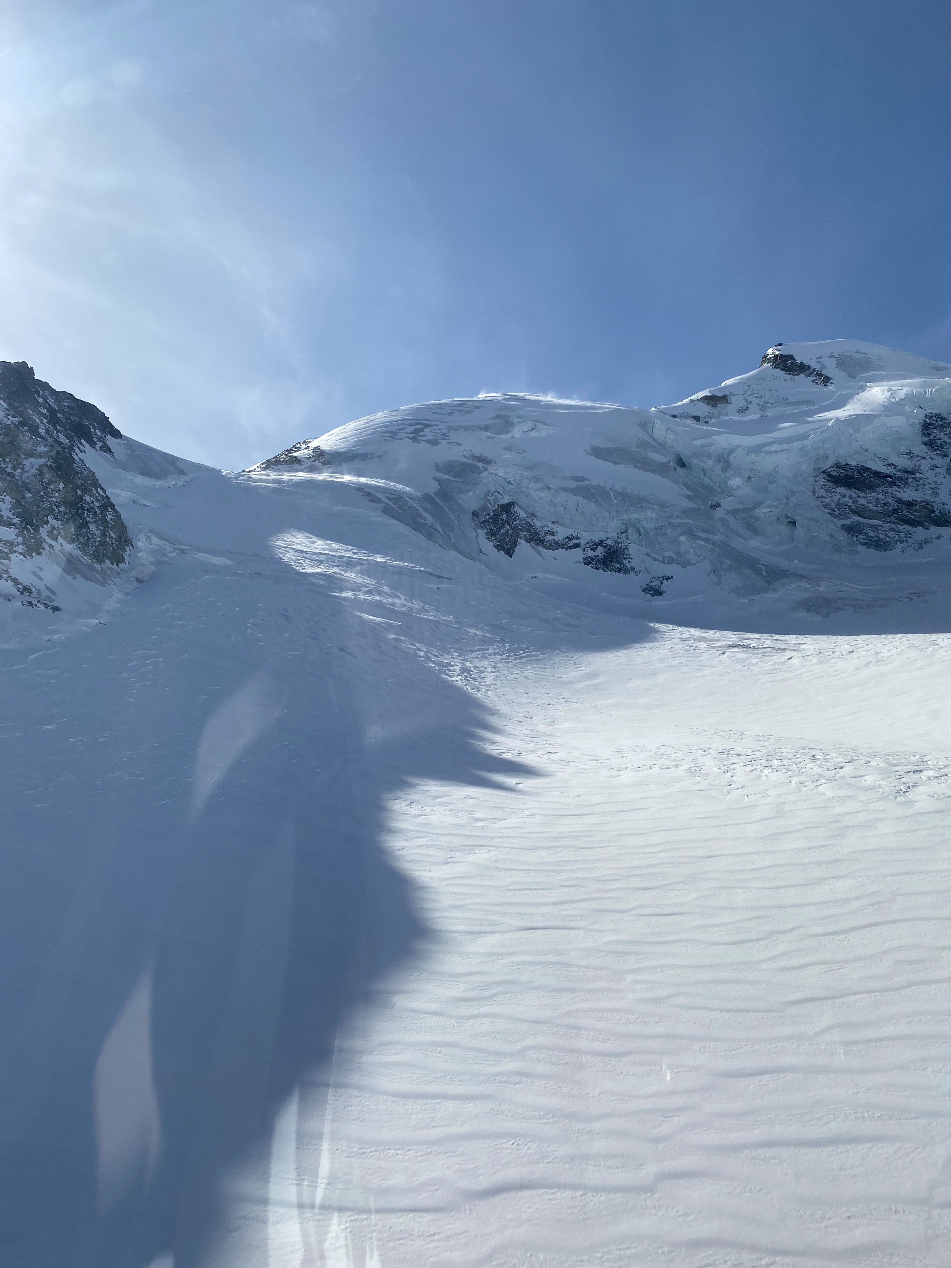 Un alpiniste perd la vie à Saas-Fee
